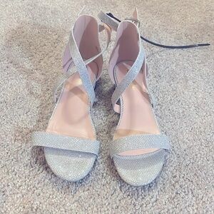 Duffanie sparkle silver block low heels size 3 crossover ankle strap